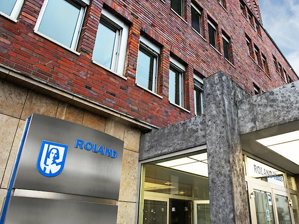 Image of the main building of Roland AG Insurance