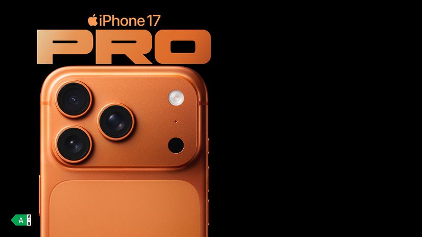 Product image iPhone 17 Pro in Cosmic Orange