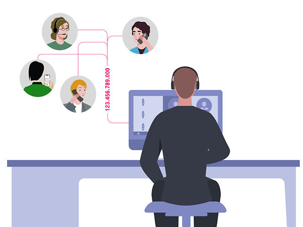 Ein Mann sitzt am Schreibtisch, telefoniert mit mehreren Personen über eine feste IP-Adresse