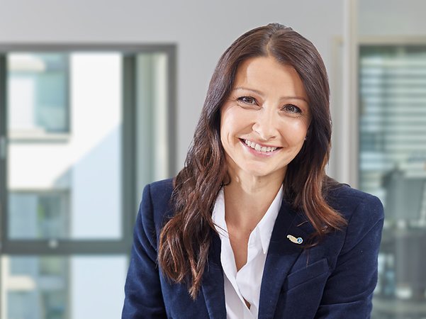 Portrait von Maria Linz-Bender von Global Office