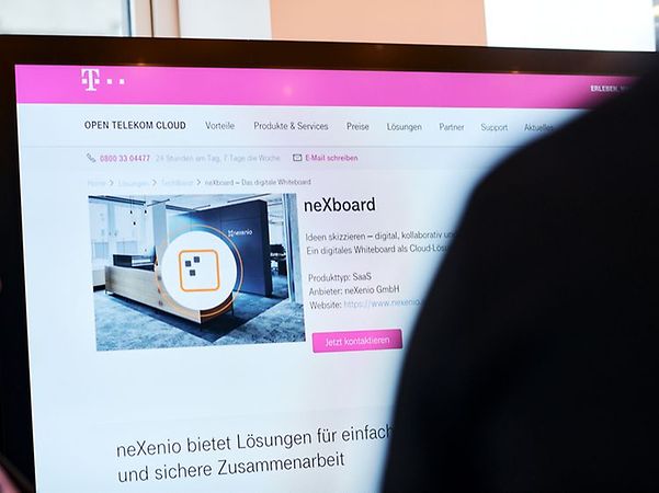 Bildschirm mit neXboard von neXenio in der Open Telekom Cloud